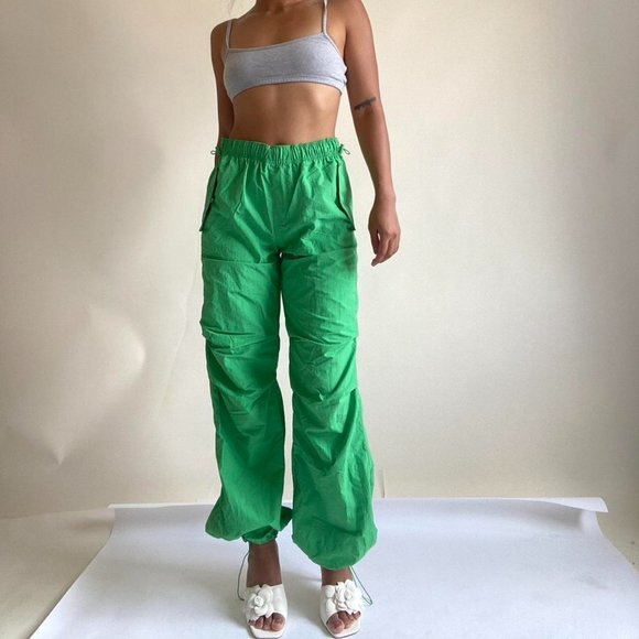 Kelly Green Cargo Parachute Pants - Picture 4 of 8